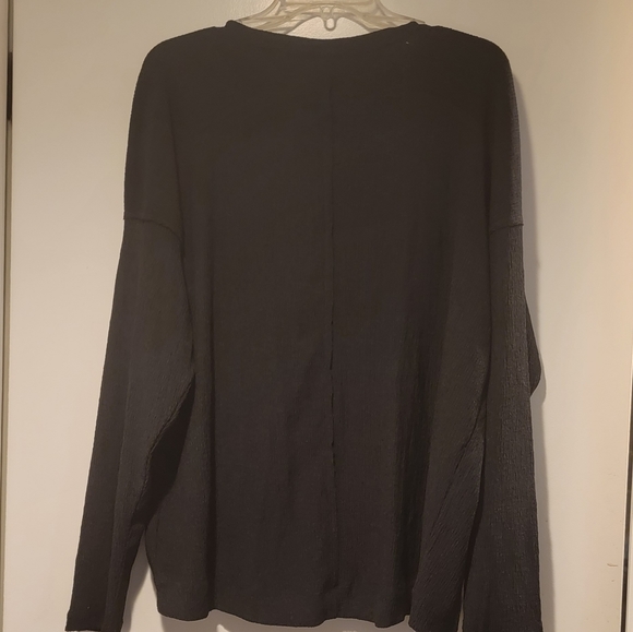 Anthropologie Brand New Textured Black Ling sleeve Top. XL. NWT! - Picture 12 of 15